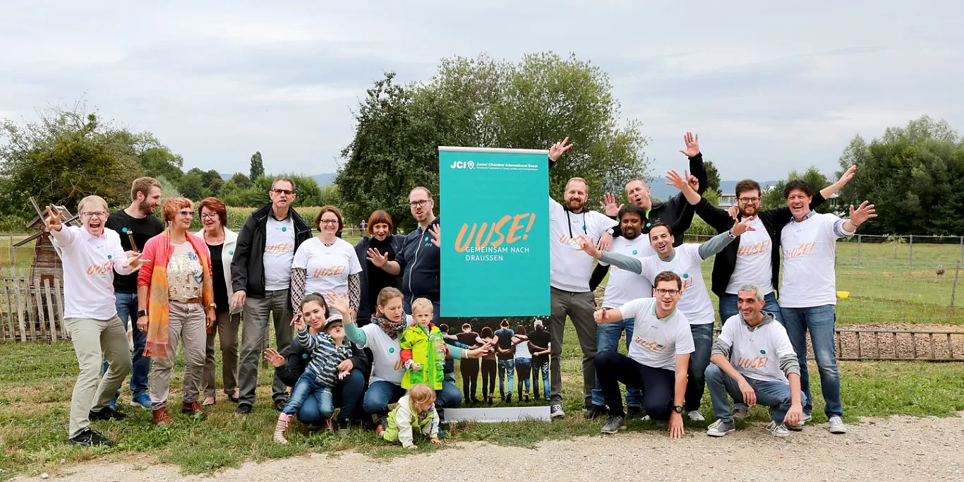 Usse! Gemeinsam nach draussen Usse! Gemeinsam nach draussen