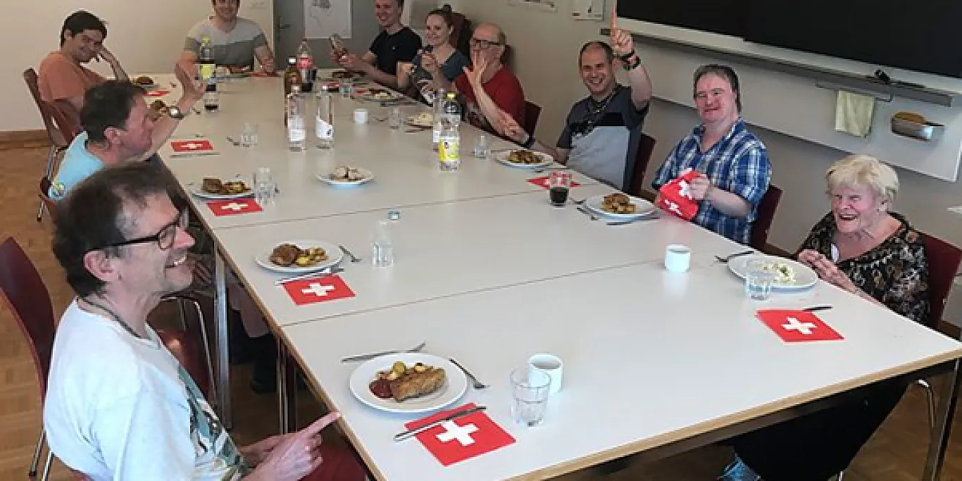Kochen mit Wohneinrichtung für Beeinträchtigte Kochen mit Wohneinrichtung für Beeinträchtigte